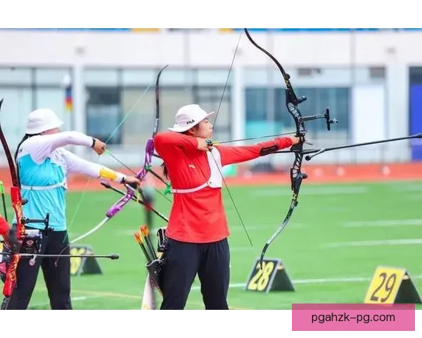 射箭杯赛：挥弓射箭，争夺荣耀